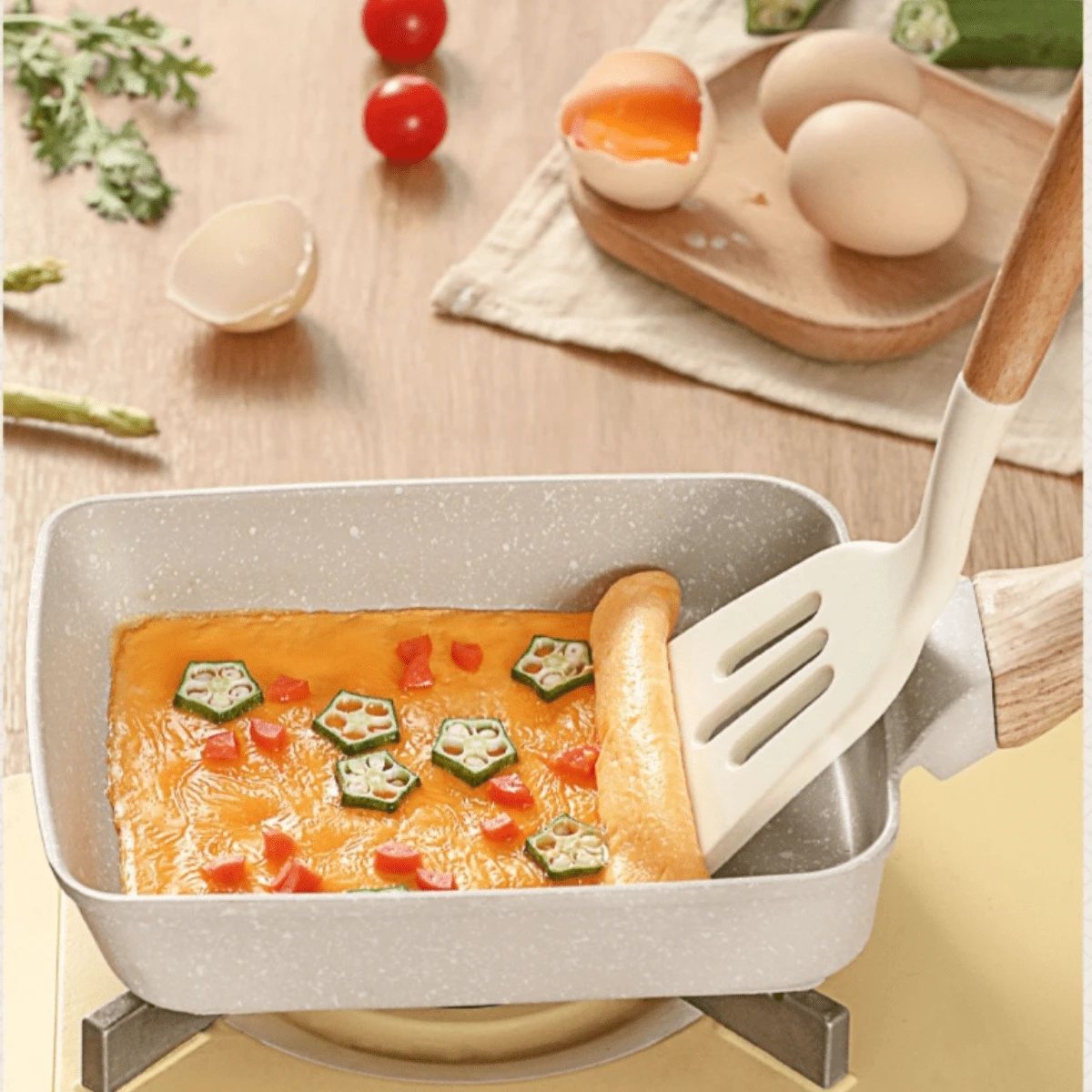 Pans - Beige - View 1