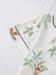Giraffe Printed Women's Pajama Set, Featuring Short Sleeve Shirt With Lapel Collar And Loose Elastic Shorts, Casual Women's Sleepwear And Loungewear - 杏色 - 查看 4