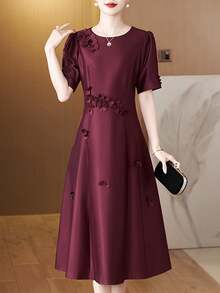 Đầm thời trang xuân/hè mới dành cho mẹ, đầm chữ A cổ tròn, trang phục thanh lịch dành cho nữ với chi tiết cánh hoa 3D, phù hợp cho đám cưới, dự tiệc, hàng ngày, thường ngày, tiệc tùng, trang trọng, lễ đính hôn, lễ kỷ niệm, giao lưu, sinh nhật, lễ tốt nghiệp. - Màu đỏ tím - Xem 3