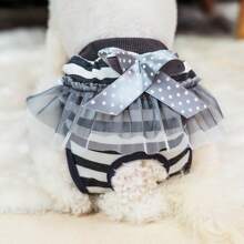Culotte physiologique pour animal de compagnie mignon à motif de dessin animé avec dentelle et nœud, culotte menstruelle multifonctionnelle pour petit chien, anti-fuite