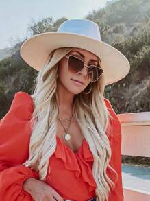 1 pezzo Cappello piatto alla moda retrò elegante carino casual da festa bohémien di colore solido per le donne, cappello in feltro di lana per autunno e inverno, adatto per uscite, feste e look da strada