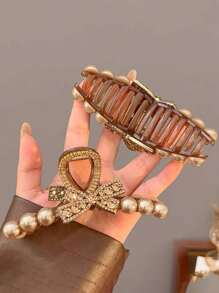 1个香槟金全水晶水钻爪形发夹，饰以仿珍珠，防滑发饰，适合女性和女孩，金色头饰，情人节发夹，发卡，发夹，发饰，发饰夹，发饰，发夹，发饰，优雅，适合学校、大学，珍珠发饰，秋冬季爪形发夹，蝴蝶结发饰，适合度假装扮，女士情人节礼物