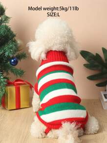 Un pulover tricotat din poliester cu model de Crăciun, călduros, confortabil, respirabil și cu o atmosferă de Crăciun. Este potrivit pentru pisici și câini de companie, pentru a fi purtat toamna și iarna (Produsul este de dimensiuni mici, se recomandă achiziționarea a 1-2 mărimi mai mari).