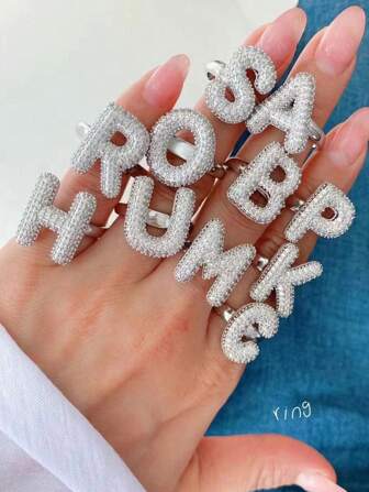 KEJIALAI 1入全新豪華大型誇張Hip-Hop風格A-Z 26個字母戒指，銅製微鋪CZ鍍鉑男女首字母名字戒指