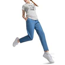 Women's Basket Of Flowers Logo Graphic Cotton T-Shirt - Light Gray Heather - View 4
