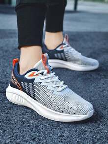 أحذية رياضة رجالي ذات قاع ناعم، أحذية رياضية مصنوعة من نسيج شبكي منفذ للهواء خفيفة الوزن، امتصاص الصدمات، أحذية كاجوال متعددة الاستخدامات بأصابع قدم مستديرة للرياضة والخروجات الخارجية - ازرق وابيض - مشاهدة 4