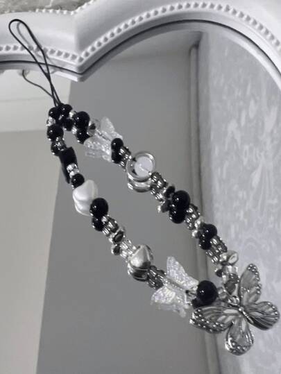 1pc Gothic Style Black Butterfly Pendant Bracelet, Cute Ceramic Matte Black Summer Style Young Girl Minimalist Cellphone Chain, Keychain, Earphone Strap Gifts For Mother, Family, Friends, Birthday, Holiday Phone Charm