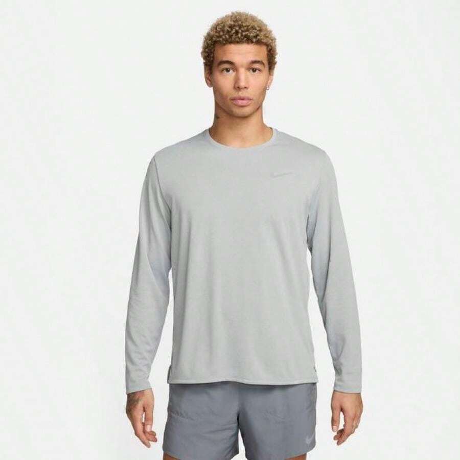 Nike 男士 Miler Dri-FIT UV 长袖跑步上衣 - FB7070-097/灰霧/顆粒灰/希瑟 - 查看 1