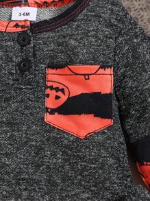 新款秋冬男宝宝衣服 男孩宝宝字母印花连帽卫衣+时尚牛仔裤休闲两件套 万圣节男宝宝女宝宝趣味可爱装扮鬼脸印花长袖三角连体衣+长裤帽子三件套 - 彩色 - 查看 4