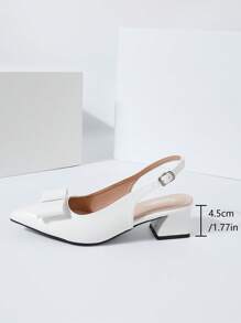 Nouvelle mode Talons hauts blancs épais pour femmes. Chaussures pour femmes, sandales, chaussures pointues, sabots à talon moyen, chaussures d'été transparentes, chaussures babies pour la Saint-Valentin