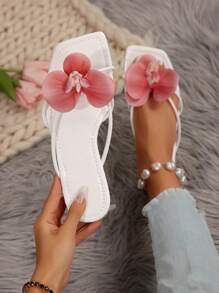 2025 年新款花朵图案沙滩凉鞋，舒适平底拖鞋，大码女士度假风格一脚蹬凉鞋