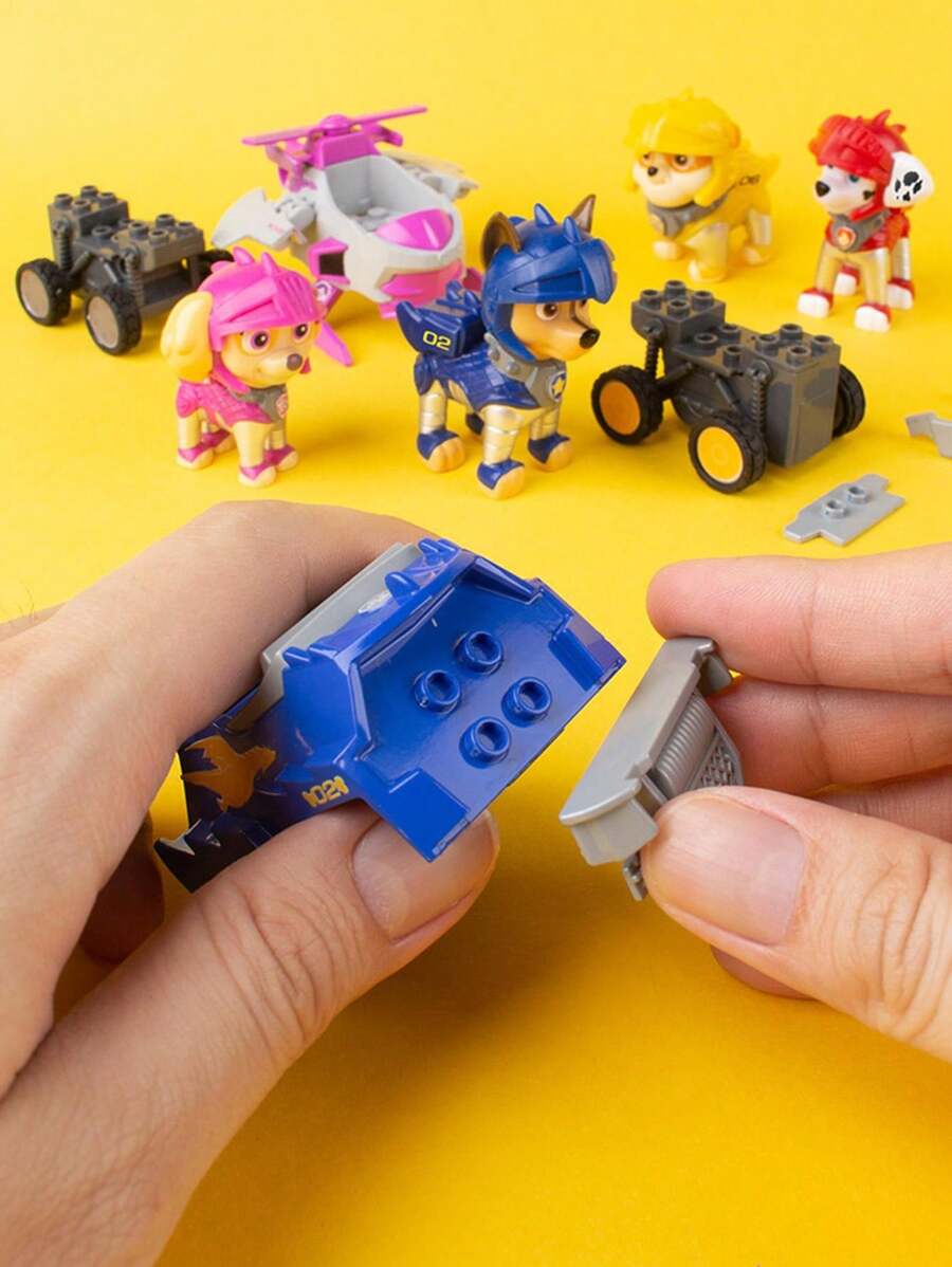 Matchbox Cars 12-Pack Mini Motorcycle Toys With Riders