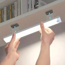 1 Peça Luz Sob o Gabinete, Luz de Gabinete LED com Sensor de Movimento Sem Fio Recarregável por USB, Luz Noturna Magnética Sem Fio 10/20/30/50cm para Cozinha, Quarto, Gabinete, Guarda-roupa, Escada, Corredor Iluminação de Segurança, Luz de Sensor de Movimento para Gabinete LED, Iluminação de Balcão de Guarda-roupa, Luz Noturna de Cozinha Magnética Sem Fio Recarregável por USB, Luz Operada a Bateria para Guarda-roupa, Armário, Escada, Corredor, Cremalheira, Iluminação Instantânea, Luz Sob o Gabinete, Barra de Luz LED com Sensor de Movimento Sem Fio, Luz de Longo Alcance LED, Recarregável