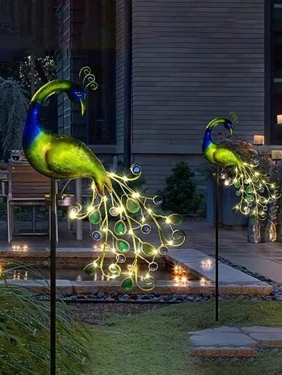 1pc LED Solar Garden Iron Peacock Lights Metal Peacock Garden Decorations, Waterproof Peacock Solar Lights Decorate Outdoor Yards, Lawns, Porches, Yards, Streetlights, Garden Lights, Decorate Peacock Gifts For Moms, Grandmas, Animal Lovers