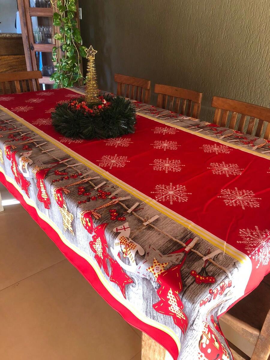 Christmas Tablecloth For Tables With Up To 8 Chairs Measurements 2.20m