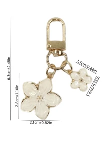 HAILIAN 1pc Alloy Material Cherry Blossom Shaped Lightweight Keychain With ID Tag, Suitable For Bag Pendant, Car Keys, Couples Birthday Gift - White - View 3