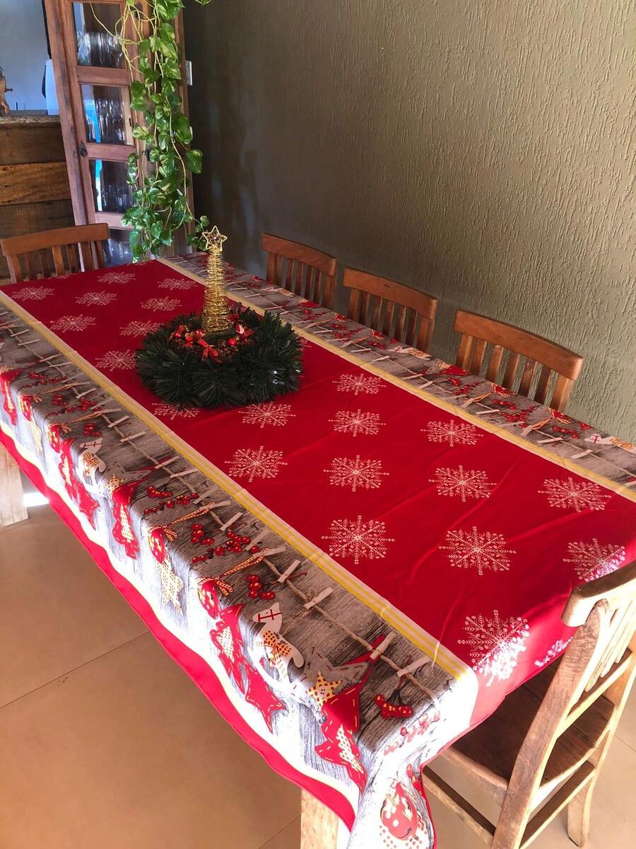 Christmas Tablecloth For Tables With Up To 8 Chairs Measurements 2.20m