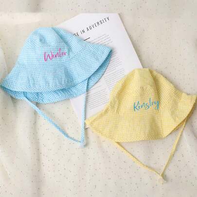 Mũ chống nắng trẻ em cá nhân hóa, Mũ hè cho bé tùy chỉnh, Mũ cho trẻ mới biết đi, Mũ tai bèo cho trẻ em, Quà tặng mùa hè cho bé trai và bé gái, Ý tưởng quà tặng mùa đông tựu trường, Quà tặng Ngày Valentine cho bé, Đa chức năng, Trang trí, Chữ viết, Thời trang, Gọn gàng, Mềm mại, Hiện đại, Nhiều màu sắc, Dễ thương, Thường ngày, Tùy chỉnh, Cá nhân hóa, Độc đáo, Quà tặng cho bé, Quà tặng lý tưởng cho nam, Quà tặng lý tưởng cho nữ, Con trai, Con gái, Mũ, Găng tay và Khăn quàng cổ trẻ em tùy chỉnh, Nhẹ và thoải mái, Phụ kiện tóc cho trẻ em