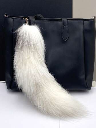 1 件狐狸尾巴设计钥匙扣，适合日常使用，汽车配件包饰，学校可爱哥特 Y2k 圣诞礼物创意包饰挂绳带身份证夹汽车配件包饰