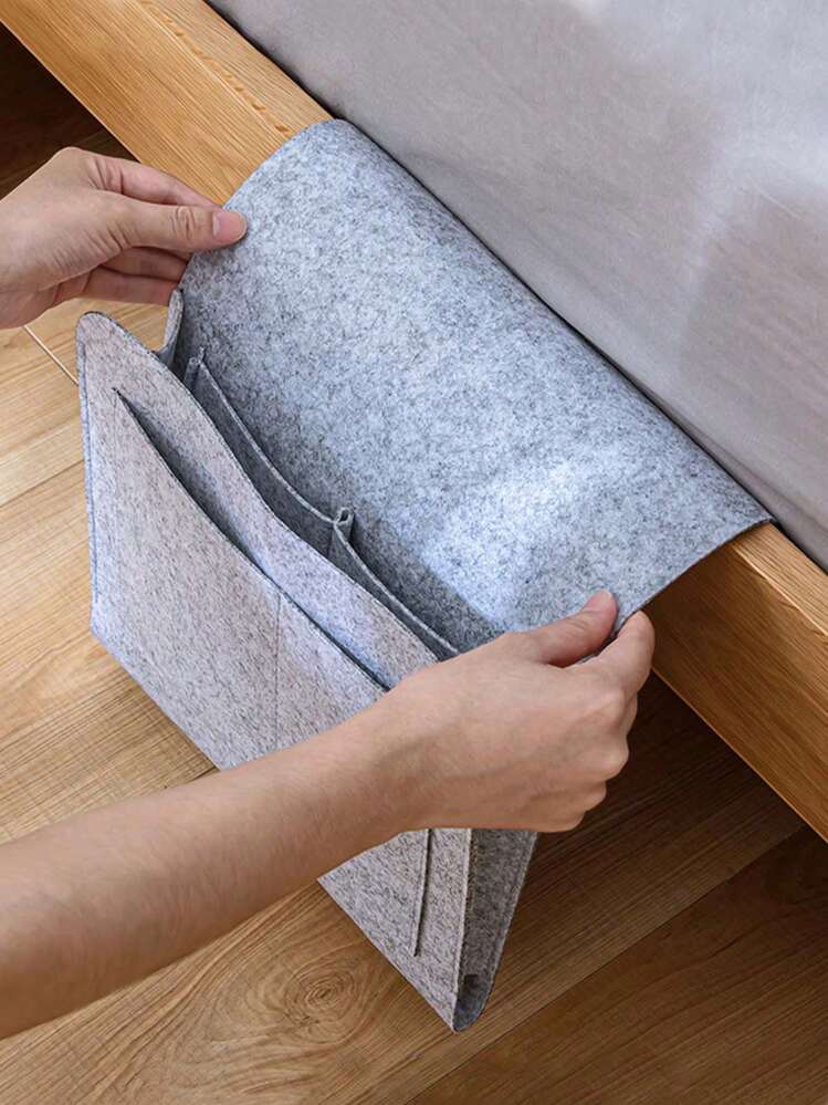 1개 펠트 침대 옆 수납 정리 가방 3개 포켓 포함, 잡지, 책, 휴대폰, 태블릿, 아이패드, 케이블, 리모컨 및 물병에 적합, 가정, 기숙사, 소파용. 장식, 휴일, 방, 가정, 침실 장식을 위한 자체 접착 수납 가방 - 하나의 사이즈로 모든 용도에 적합 - 보기 8