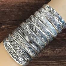 1pc Alloy Metal Embossed  Totem C-Shape Adjustable Bangle, Vintage Minimalist Style For Women