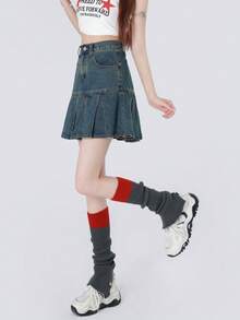 YEAE | YKK Vintage Blue High-Waisted Pleated A-Line Skirt - Medium Wash - View 4