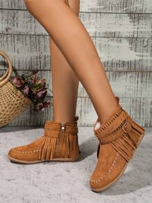 Women  Fringe Decor Soft Bottom Lightweight Short Boots, Fashion Metal Rivet Design Motorcycle Boots, Plus Size Ladies Fringed Boots
