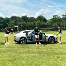 CascadeVac 2000mAh便携式手持吸尘器，强劲吸力，USB充电迷你吸尘器，配备多种配件，适用于汽车、家庭、办公室和缝隙清洁。 - 藍黃色 - 查看 8