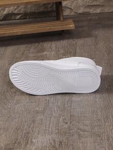 Nuevos tenis casuales altos blancos de otoño para mujeres, moda coreana, zapatos deportivos de suela blanda de media altura - Blanco - Ver 7