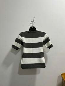 Cropeed Blogueirinha Style In Modal Yarn 2023 - 灰色 - 查看 2