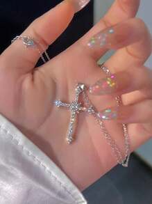 1 pieza Collar con diseño de cruz en forma de estrella de doble punta con cristales completos - Plateado - Ver 2