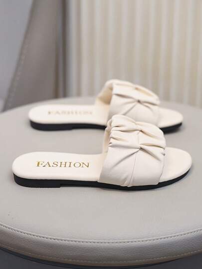 Children Fashionable Slippers For Outdoor Use, Summer Flat Shoes, Sandals, New Style Girls Shoes, Highly Attractive Beach Shoes