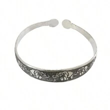 1pc Alloy Metal Embossed  Totem C-Shape Adjustable Bangle, Vintage Minimalist Style For Women