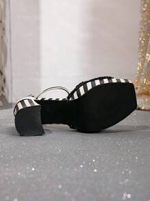 Giày Cao Gót Nữ Mới Về, Giày Cao Gót Siêu Cao, Đế Chống Thấm Nước, Phong Cách Thời Trang, Giày Cao Gót Dày, dép Sọc Đen - màu đen - Xem 7