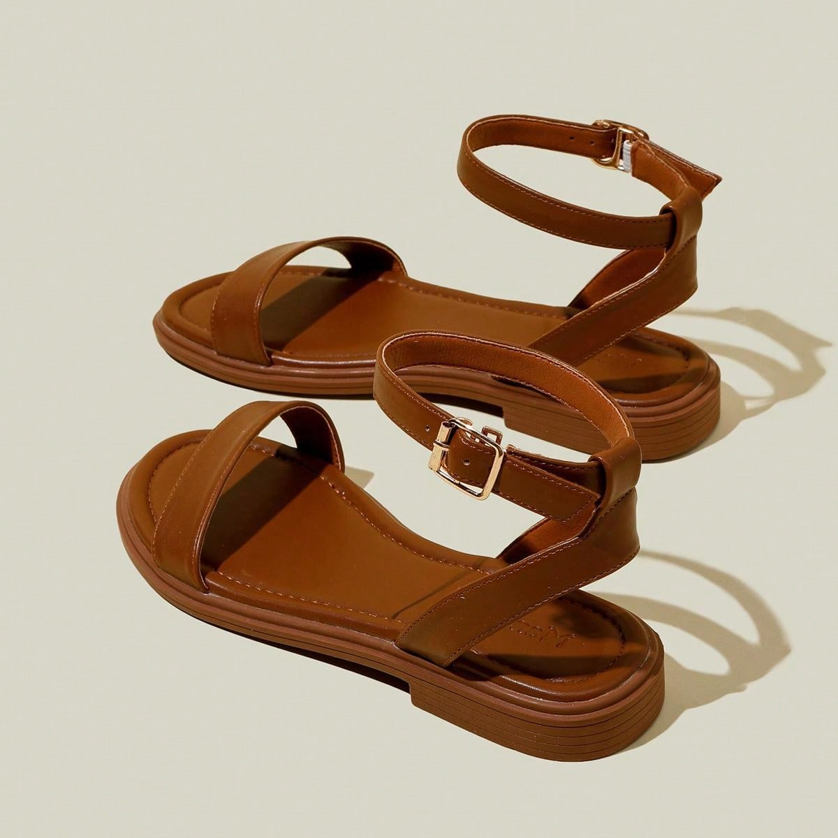 Sandalias planas de mujer con correa de dedo abierta, zapatos de playa casuales de verano con suela blanda
