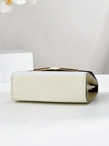 Borsa quadrata PLANEE con fiocco e decorazioni di perle finte, con patta e catena, in PU lucido e luminoso, mini borsa a patta alla moda adatta a studentesse, con tracolla regolabile, il miglior regalo personalizzato per donne, mamme e fidanzate, il miglior regalo per la festa della mamma