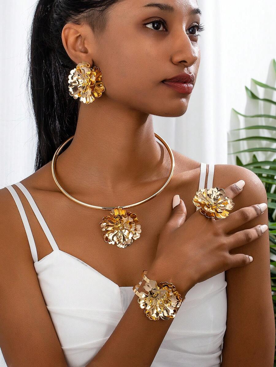 1套时尚2024新款欧美跨界金属风立体花朵首饰套装个性夸张项圈手链耳环戒指套装女日常佩戴 - 首飾套裝 - 查看 1