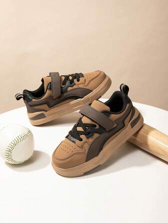 1 双儿童运动鞋，拱形设计休闲运动鞋，透气弹性缓冲减震速干防滑耐用拼接皮革鞋面，适合男孩和女孩街头风格运动跑步厚底运动鞋