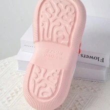 Sliders de mules ventilés à semelle épaisse décorés de sucettes à la mode pour femmes, tongs de plage de dessin animé mignon pour le printemps, l'été et l'automne, sabots d'allaitement antidérapants