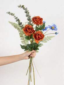 MEHELANY Bó hoa cưới giả màu vàng kim 5 bông/4 bông/1 bông, chất liệu nhung mềm mại như thật, hoa trang trí giả, hoa hồng giả, thích hợp làm quà tặng ngày Valentine, tiệc cưới, trang trí nhà cửa, quà sinh nhật, trang trí trong nhà/ngoài trời, cắm bình (Lưu ý: Có thể có mùi nhẹ, vui lòng đặt gần cửa sổ trong 1-2 ngày để thoáng khí) - màu cà phê - Xem 5