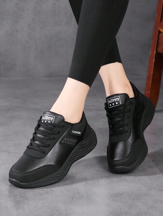 女士运动鞋春秋新款时尚休闲女鞋黑色低帮舒适真皮防水鞋女士跑步鞋