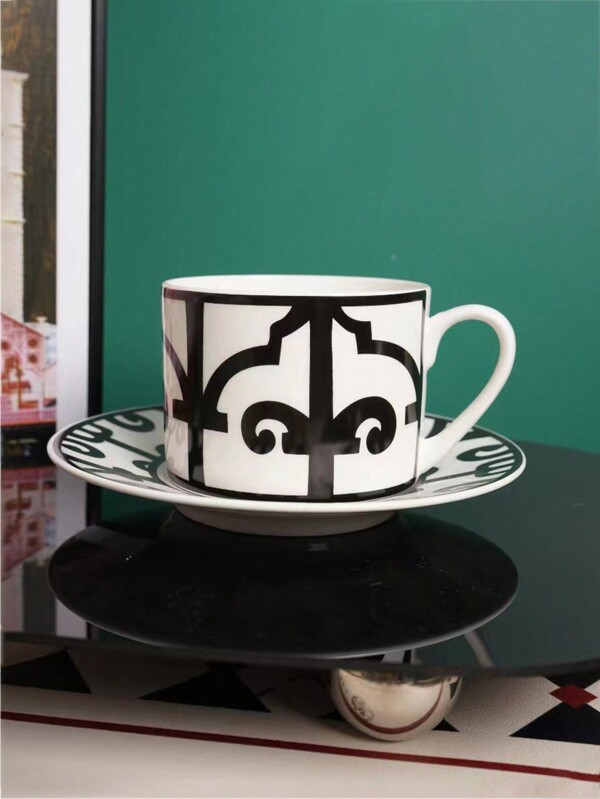 1 pieza Set de taza con diseño de línea de ventana de hierro, incluye taza de cerámica de 270ml y platillo, apto para oficina, hogar, uso en café