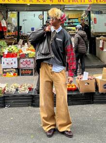 Herrenjeans im Vintage-Stil mit weitem Bein und Distressed-Look