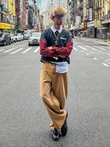 Herrenjeans im Vintage-Stil mit weitem Bein und Distressed-Look