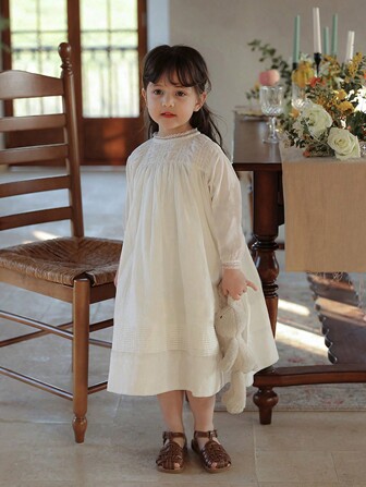 女童蕾丝拼布可爱甜美公主裙，荷叶边迷你白色连衣裙，春夏