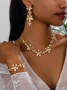 A Set Of Floral Necklaces, Bracelets, Earrings Suitable For Attending Parties And Banquets - Yellow Gold - View 10