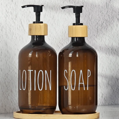Bộ 2 bình đựng xà phòng và sữa dưỡng thể phòng tắm, bình đựng xà phòng rửa tay và vòi bơm - Phụ kiện phòng tắm bằng tre & Trang trí phòng tắm hiện đại Trang trí mùa thu trở lại trường