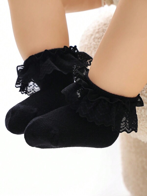 زوج واحد من الجوارب الناعمة السوداء القابلة للتنفس بطراز الأميرة الأنيق للبنات الصغيرات، مناسبة للرقص والكاجوال والعطلات والاستخدام اليومي