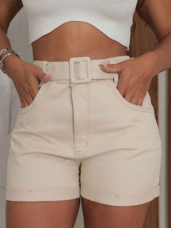 Short Jeans Feminino Tradicional com Cinto Fivela