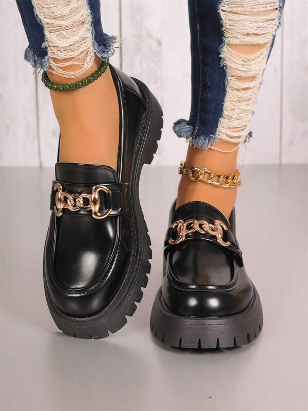 Mocassini neri casual con punta tonda, facili da infilare, adatti all'inverno e all'autunno per le donne, con suola morbida e comoda